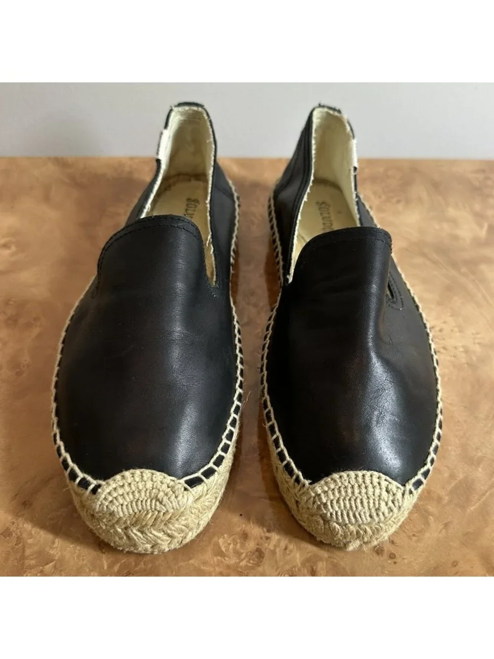 Soludos Black Leather Slip-On Espadrille Flats Women's Size 7 Classic Jute Shoes